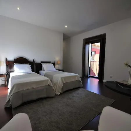 Lovely 4 Bedrooms Cocola Ping Pong Table Esposende